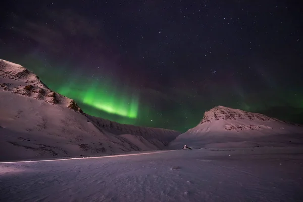 Artico Polare Aurora Boreale Cielo Stella Norvegia Viaggio Svalbard Longyearbyen — Foto Stock