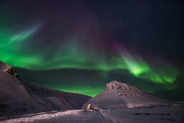 Polarlichter Polarlichter Polarlichter Polarlichter Polarlichter Nordlicht Himmelsstern Norwegen Reisen Spitzbergen — Stockfoto