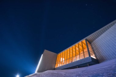  Norveç manzara buz doğa Spitsbergen Longyearbyen Yaylası dağ Svalbard Arktik Okyanusu kış kutup gece sysselmann şehir görünümünü