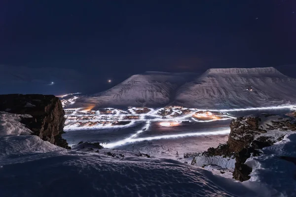 노르웨이 Spitsbergen 롱위에아르뷔엔 스발바르 바다의 전망의 위에서 — 스톡 사진