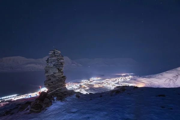 Paisagem Norway Gelo Natureza Cidade Vista Spitsbergen Longyearbyen Plateau Montanha — Fotografia de Stock