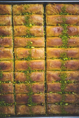 Yeşil baharat ile iştah açıcı buns