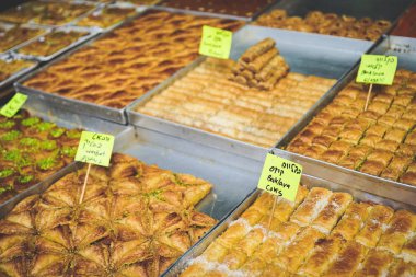 Tel Aviv Carmel pazarında, İsrail seyahat fotoğraf güzel baklava