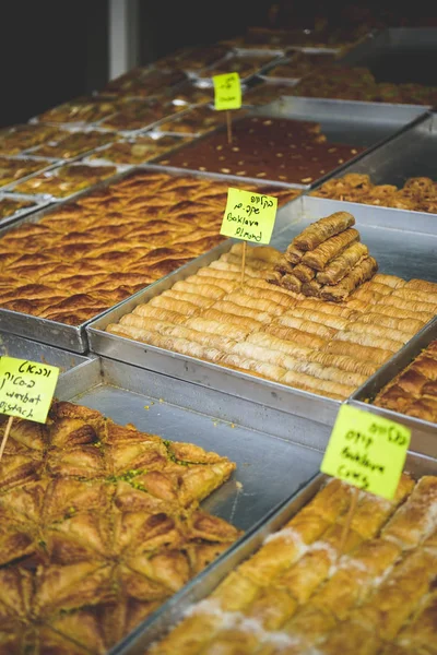 Tel Aviv Carmel pazarında, İsrail seyahat fotoğraf güzel baklava