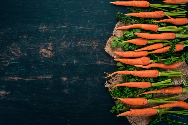 Carota Fresca Verdure Fresche Uno Sfondo Legno Vista Dall Alto — Foto Stock