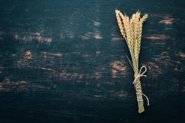 Wheat Black Wooden Background Free Space Text Top View — Stock Photo, Image