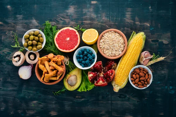 Selección Comida Sana Limpia Verduras Frutas Frutos Secos Bayas Champiñones — Foto de Stock