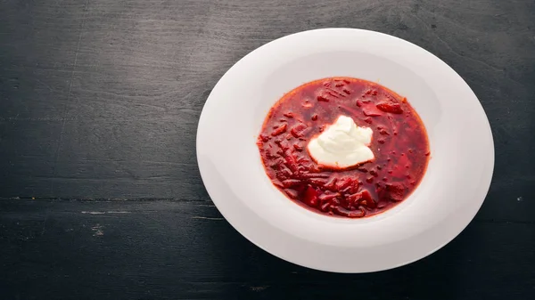 Vegetable Beet Soup Borsch Sour Cream Old Wooden Background Free — Stock Photo, Image