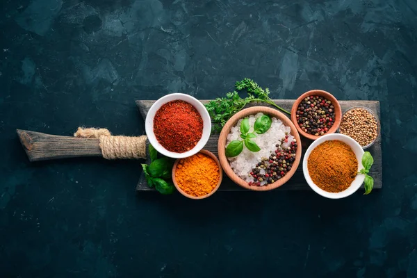 Conjunto Especias Hierbas Una Mesa Piedra Especias Tradicionales Indias Vista —  Fotos de Stock