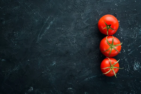 Świeże Czerwone Pomidory Stary Tło Widok Góry Bezpłatny Egzemplarz Przestrzeni — Zdjęcie stockowe