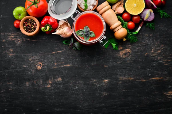 Pasta Tomate Ketchup Com Legumes Caseiro Vista Superior Fundo Madeira — Fotografia de Stock