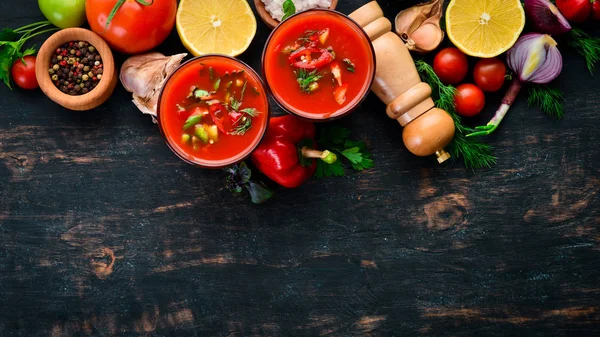 Sopa Gazpacho Glas Sopa Tomate Con Cebolla Pimentón Perejil Cocina — Foto de Stock