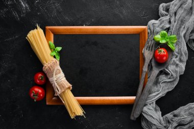 Sebzeli notlar için ahşap tahta. Menü. Eski arka planda. Üst Manzara. Boş kopyalama alanı.