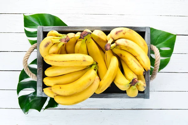 Frische Bananen Einer Holzkiste Ansicht Von Oben Freier Kopierraum — Stockfoto