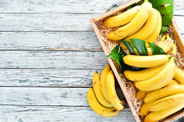 Frische Bananen Einer Holzkiste Ansicht Von Oben Freier Kopierraum — Stockfoto