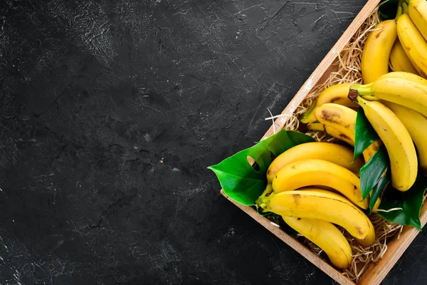 Fresh Bananas Wooden Box Top View Free Copy Space — Stock Photo, Image