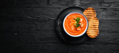 Havuç püresi çorbası. tost ekmeği ile. Diyet yemekleri. Üst te. Ücretsiz kopyalama alanı.