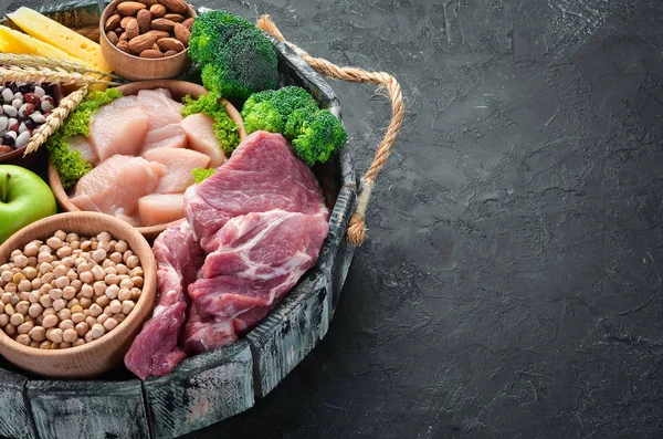 Sağlıklı Protein Kaynağı Vücut Geliştirme Gıdaların Çeşitleri Tavuk Filetosu Brokoli — Stok fotoğraf
