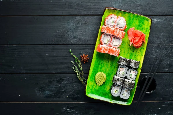 Sushi Rolls Plate Top View Free Space Your Text Black — Stock Photo, Image