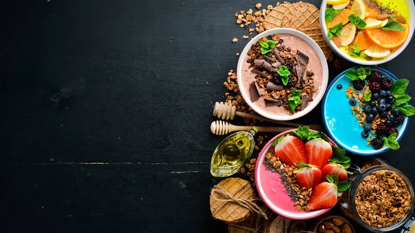 Great Set Colored Fruit Smoothies Yogurt Fresh Fruit Berries Healthy — Stock Photo, Image