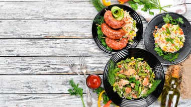 Pirinç Risotto Yemekleri Top view. Ücretsiz kopyalama alanı.