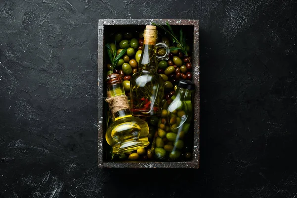 Huile Olive Dans Une Boîte Bois Vue Dessus Espace Libre — Photo