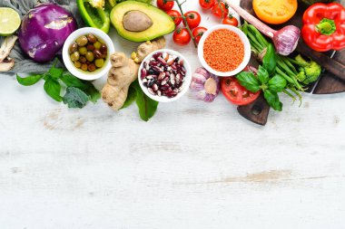 Sağlıklı Organik Gıda. Taze meyve ve sebzeler. Üst te. Metniniz için boş alan.