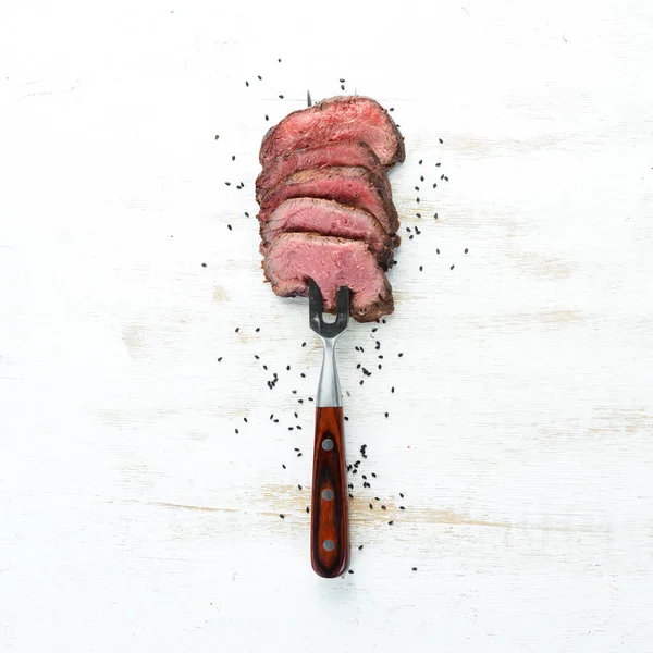 포크에 쇠고기 스테이크 배경에 텍스트에 사용할 — 스톡 사진