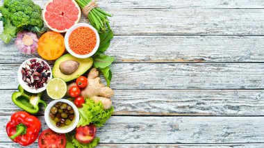 Sağlıklı Organik Gıda. Taze meyve ve sebzeler. Üst te. Metniniz için boş alan.