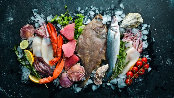 Peixe Fresco Frutos Mar Comida Saudável Solha Lagosta Lula Atum — Fotografia de Stock