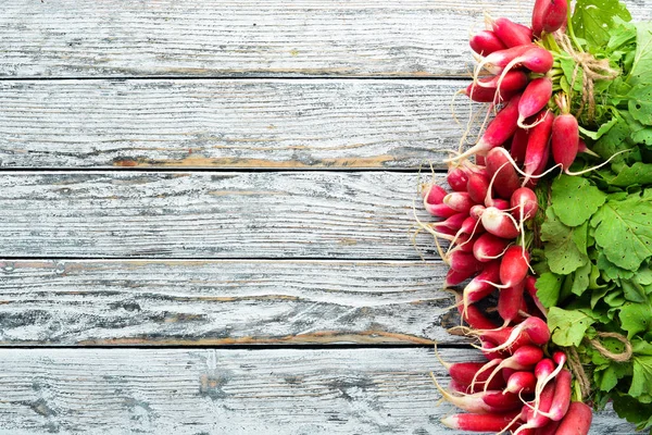 Rábano Fresco Sobre Una Mesa Madera Blanca Verduras Frescas Vista — Foto de Stock