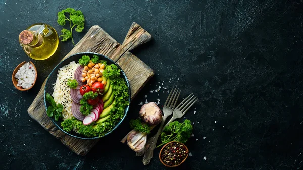 Vegan Desintoxicação Receita Tigela Buda Com Arroz Abacate Tomates Grão — Fotografia de Stock