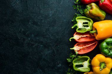 Tatlı renkli biber. Taze sebzeler. Üst te. Metniniz için boş alan.