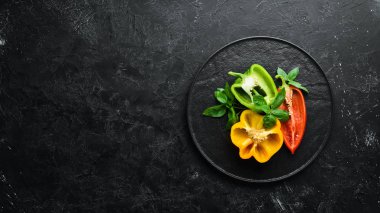 Tatlı renkli biber. Taze sebzeler. Üst te. Metniniz için boş alan.