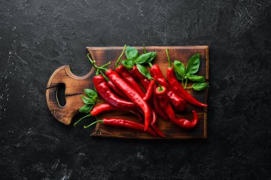 Kırmızı acı biber. Üst te. Metniniz için boş alan.