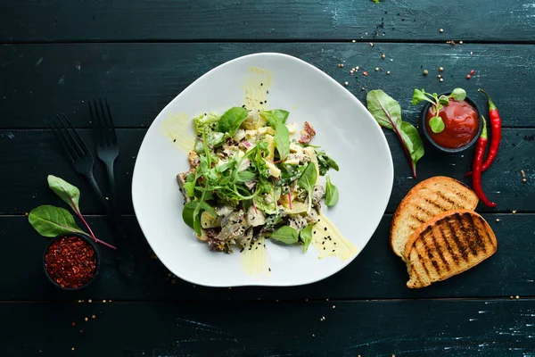 Insalata Verdure Con Funghi Formaggio Pancetta Cibo Vista Dall Alto — Foto Stock