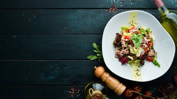 Vegetable Salad Tuna Quail Eggs Food Top View Free Space — Stock Photo, Image
