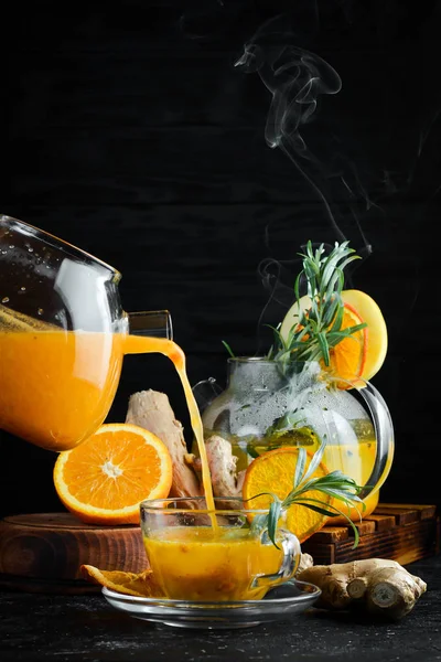 Chá Espinheiro Mar Com Laranja Gengibre Bebidas Quentes Inverno Num — Fotografia de Stock