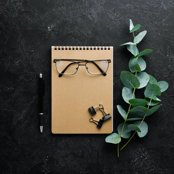 Black Office Desk Table Flat Lay Top View Office Table — Stock Photo, Image