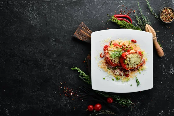 Paprika Gebacken Mit Reis Gemüse Und Käse Restaurantgerichte Ansicht Von — Stockfoto