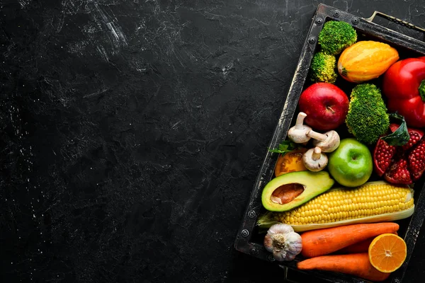 Légumes Fruits Frais Sur Fond Pierre Noire Une Nourriture Saine — Photo