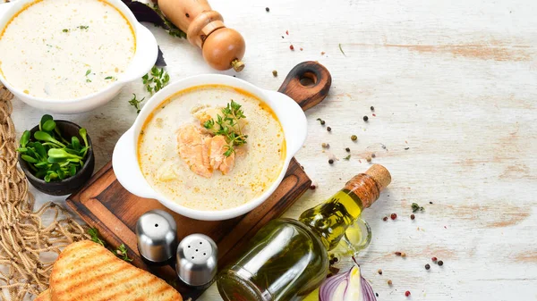 Sopa Pescado Con Verduras Sopa Tazón Vista Superior Espacio Libre — Foto de Stock