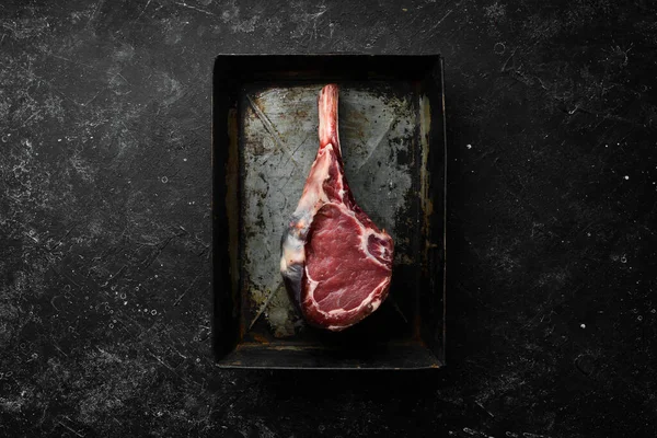 Tomahawk Steak Syrový Steak Černém Pozadí Horní Pohled Volné Místo — Stock fotografie