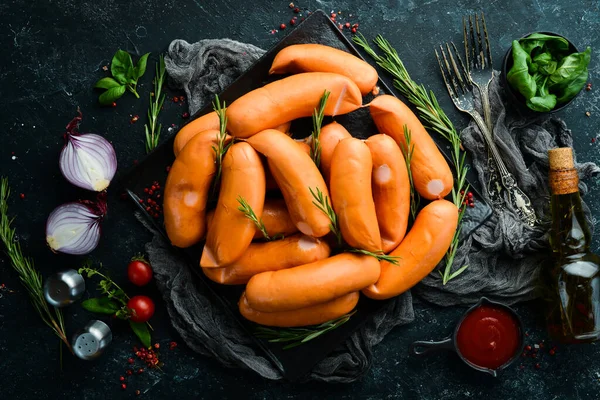 Embutidos Pollo Cocidos Con Especias Romero Barbacoa Vista Superior Estilo — Foto de Stock