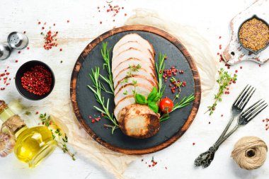 Biberiyeli fırında domuz eti. Üst Manzara. Metin için boş alan.