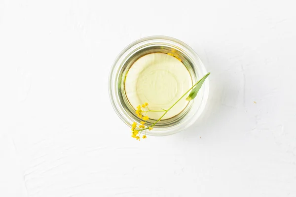 Surepka Uma Planta Com Flores Amarelas Culinária Medicina Popular Texto — Fotografia de Stock