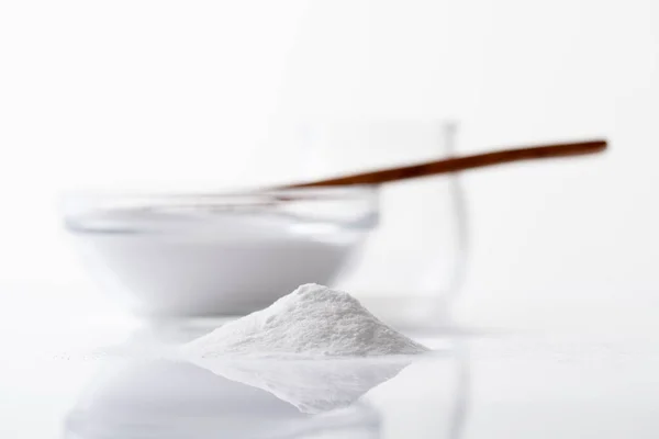 Pot avec édulcorant artificiel aspartame E951 est nocif pour la santé . — Photo