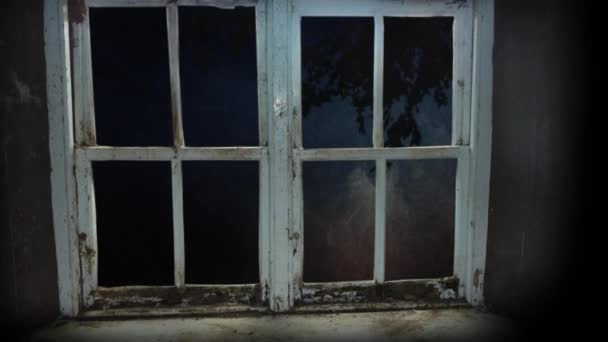 Old Window Creepy Halloween Heart Stop Loop Har Kameran Rör — Stockvideo