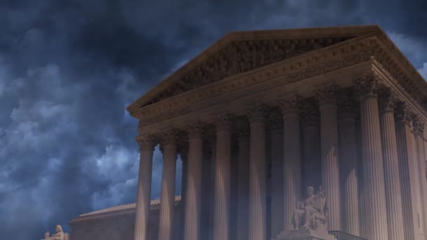 Supreme Court Ominous Clouds Loop Presenta Edificio Della Corte Suprema — Video Stock