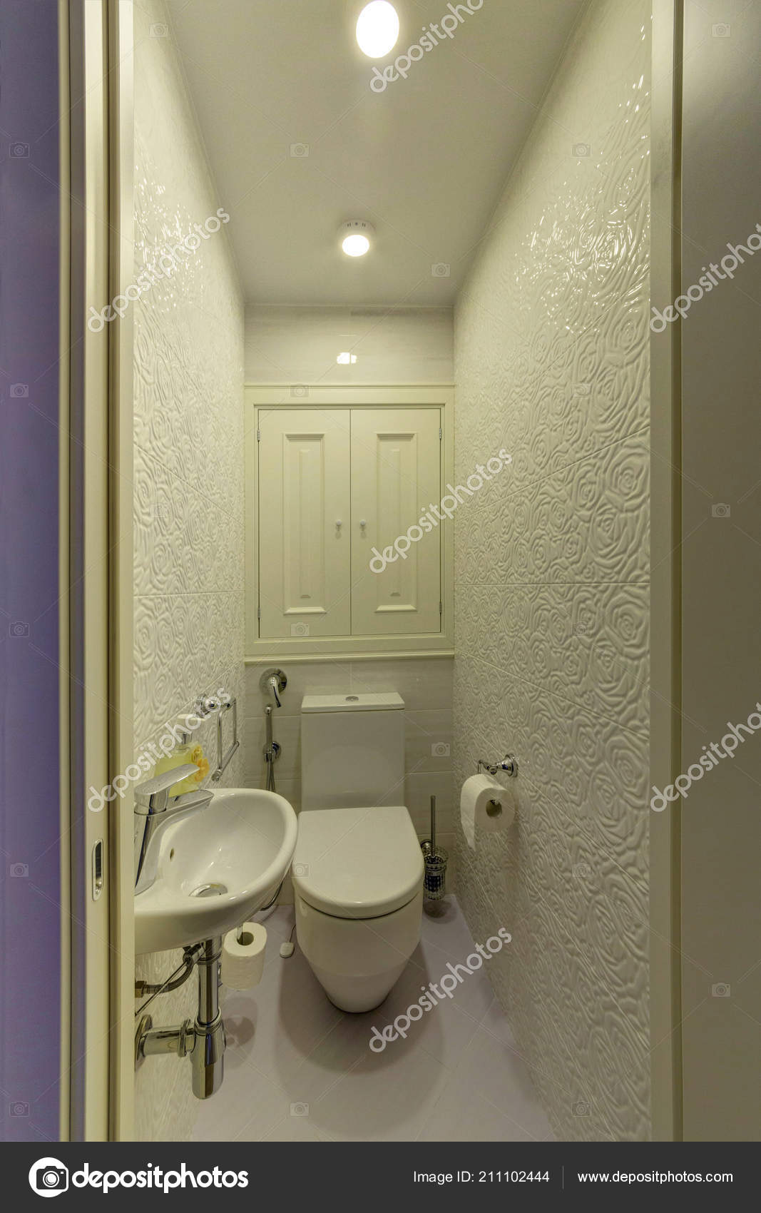 Light Toilet Small Sink Stock Photo C Twins03 211102444